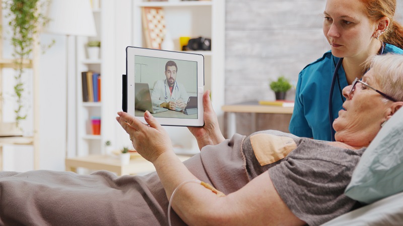 remote patient monitoring system functions and technology